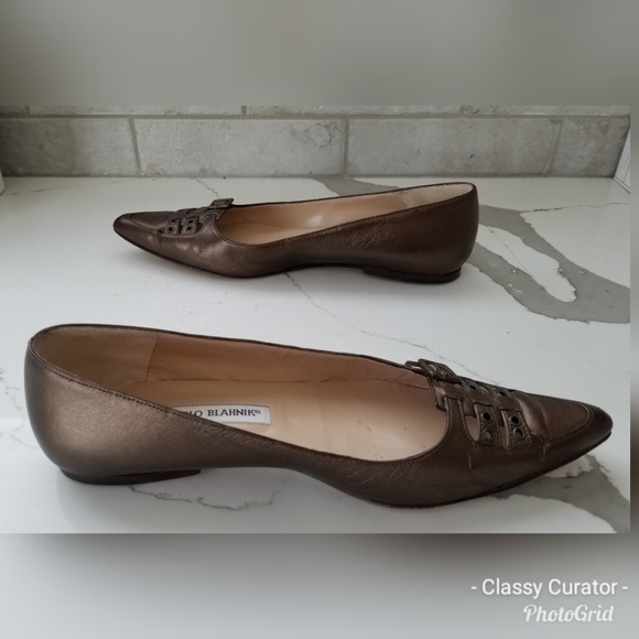 MANOLO BLAHNIK bronze pointy toe flats - Picture 2 of 7
